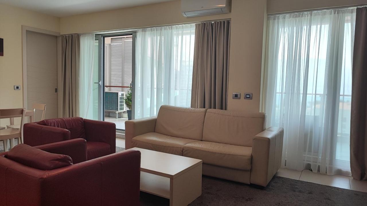Oziris Apartment Budva Bagian luar foto